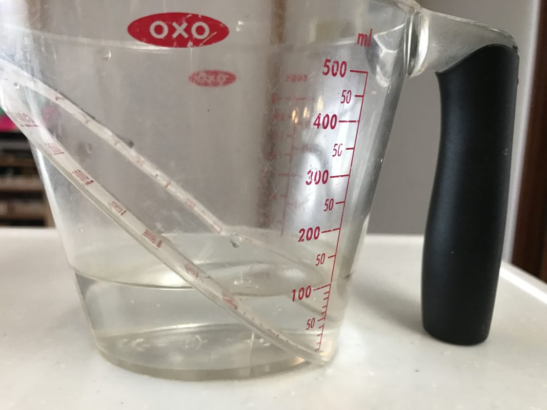 計量カップ100ＣＣ