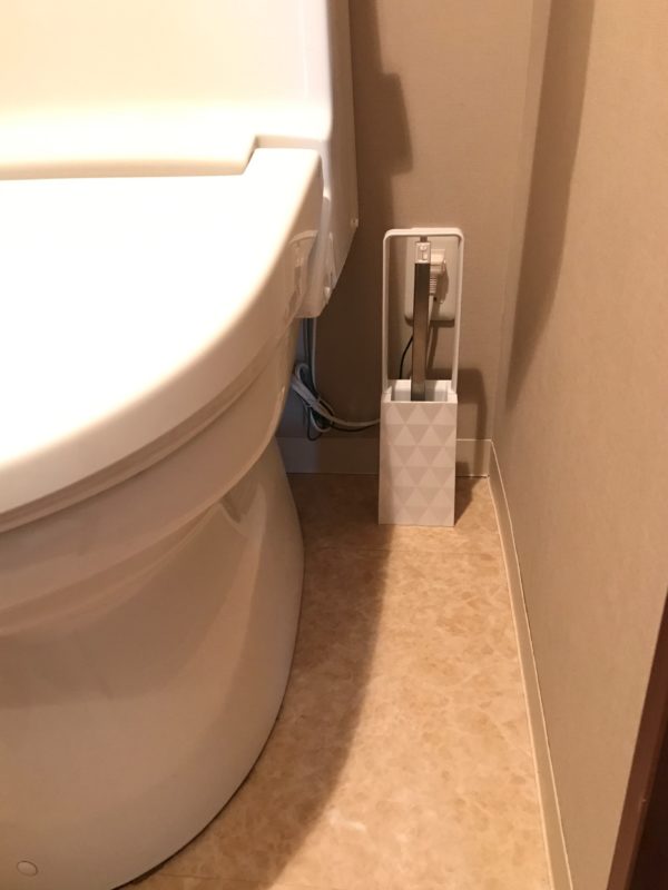 フッ素ガードトイレブラシ