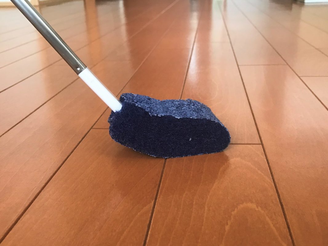 フッ素ガードトイレブラシ