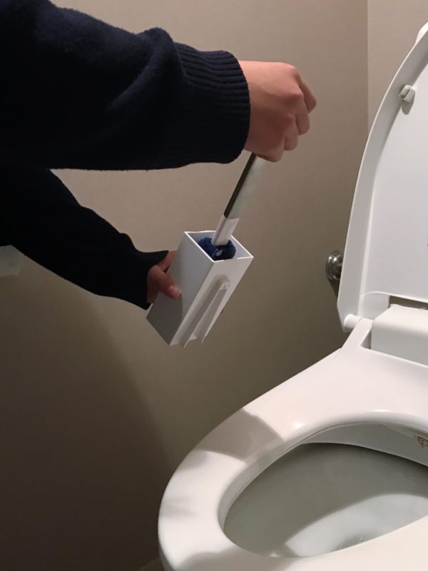 フッ素ガードトイレブラシ