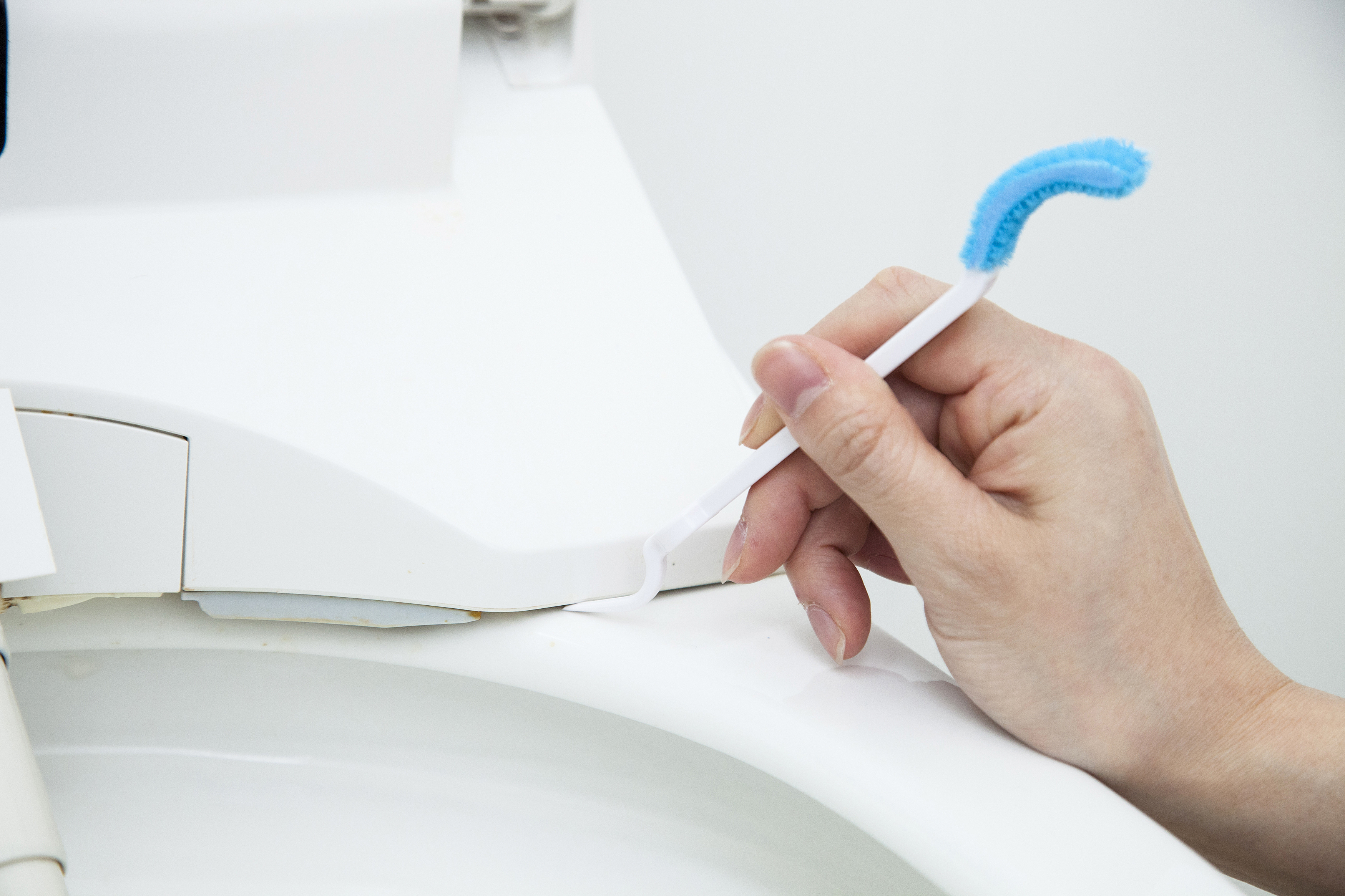 ノズル汚れ用ブラシシャワートイレ用 4本組-TM103-45403 - 画像 (4)