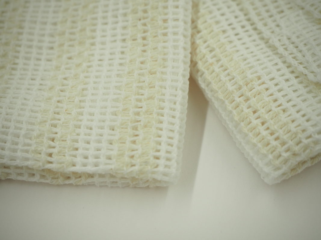 BN216絹綿ボディタオル